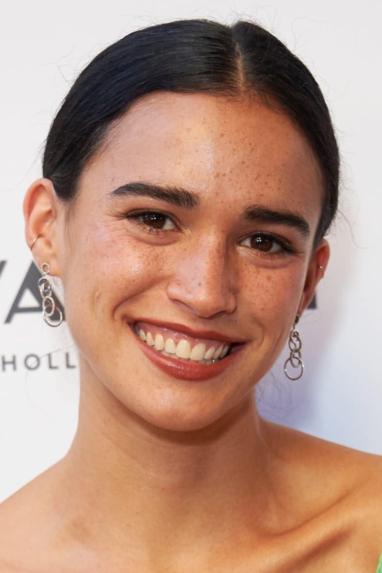 Emma Pasarow - About - Entertainment.ie