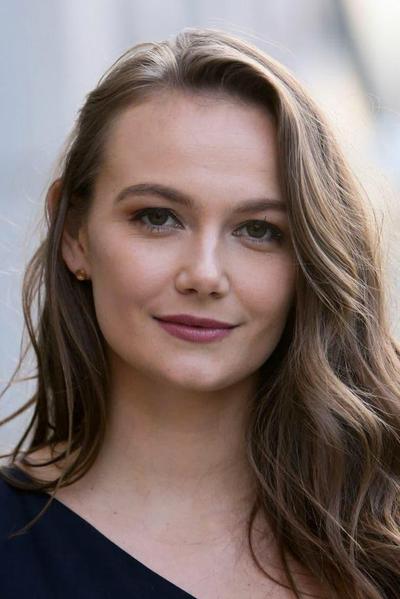 Andi Matichak - About - Entertainment.ie