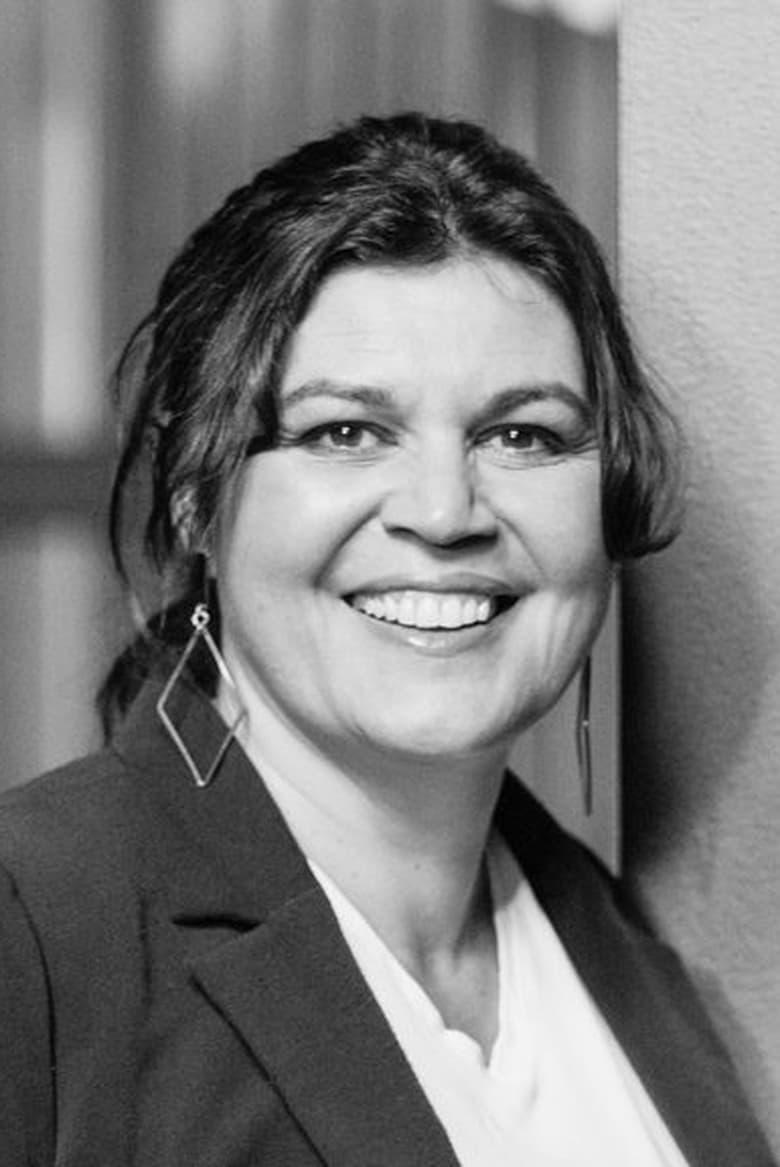 Ainsley Gardiner About Entertainment.ie