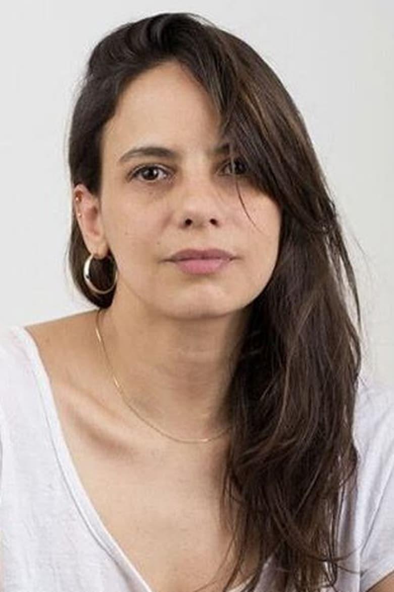 jimena-anganuzzi-about-entertainment-ie