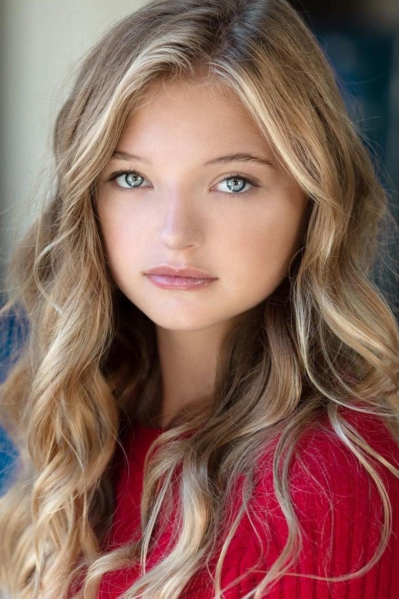 Shae Smolik - About - Entertainment.ie