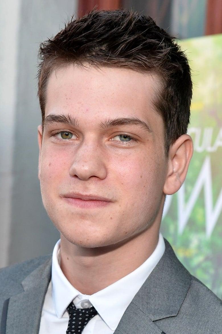 Liam James - About - Entertainment.ie