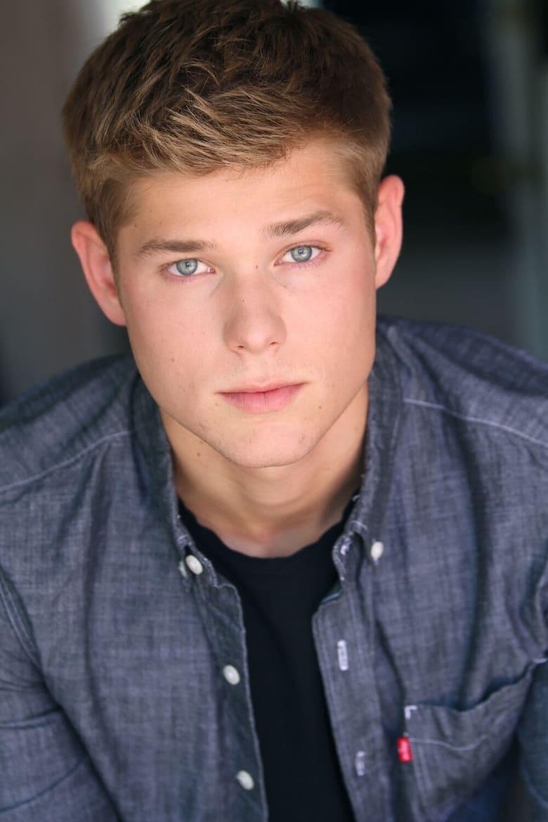 Mason Dye - About - Entertainment.ie