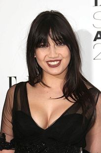 Daisy Lowe