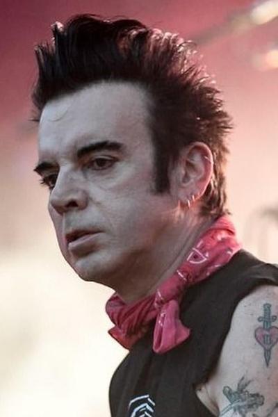 Simon Gallup About Entertainment Ie