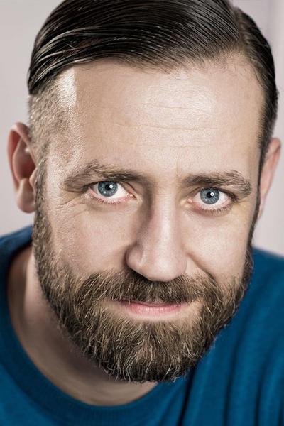 Bürger Lars Dietrich About Entertainment.ie