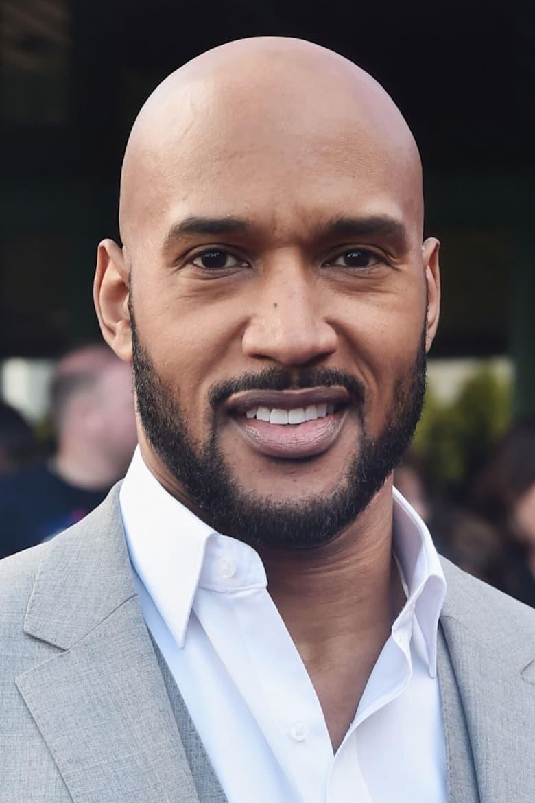 Henry Simmons - About - Entertainment.ie