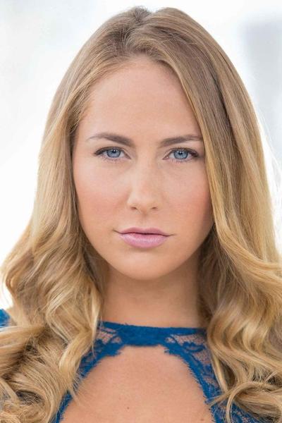 Carter Cruise About Entertainment Ie