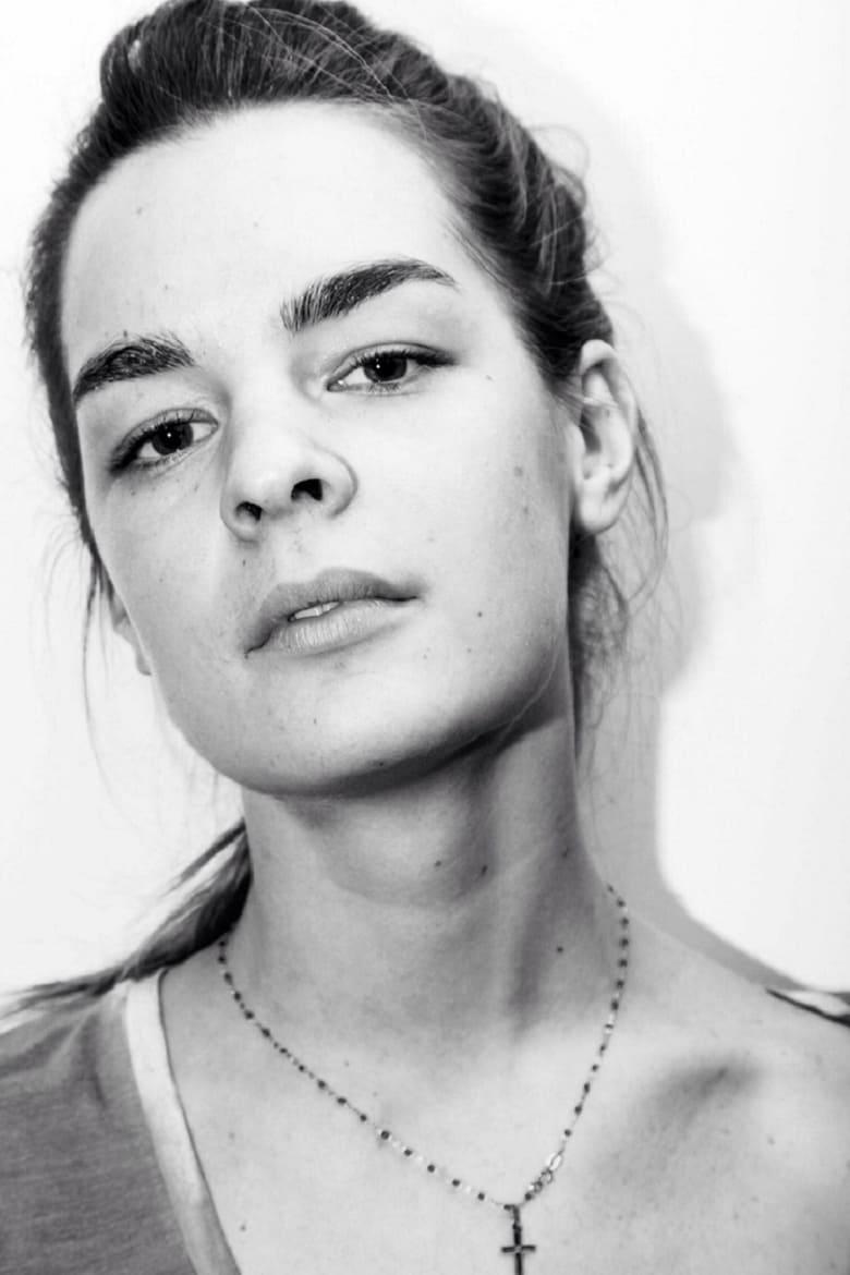 Darya Ursulyak - About - Entertainment.ie