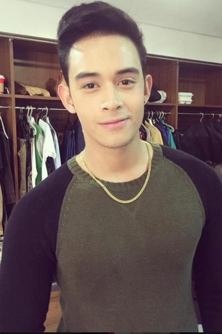 Diego Loyzaga - About - Entertainment.ie