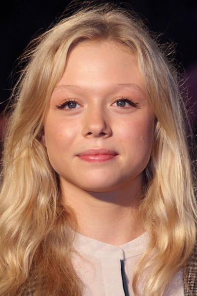 Naomi Battrick - About - Entertainment.ie