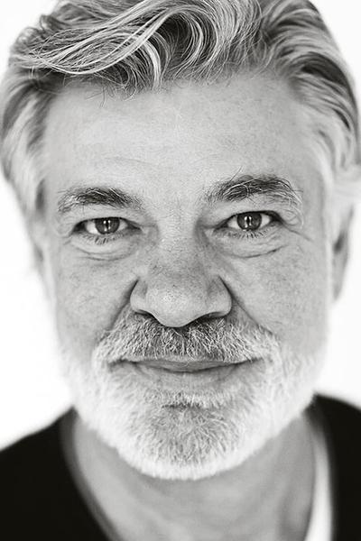 Matthew Kelly - About - Entertainment.ie
