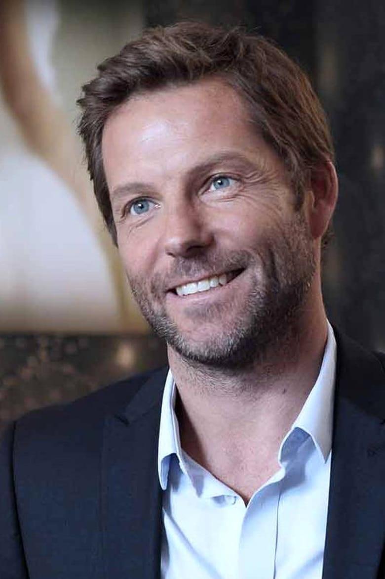 Jamie Bamber - About - Entertainment.ie