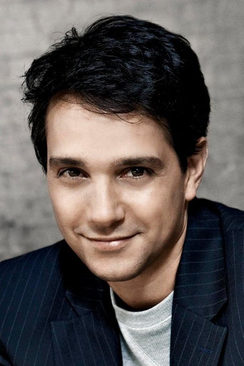 Ralph Macchio - About - Entertainment.ie