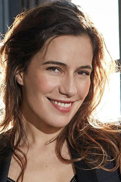 Zoé Félix - About - Entertainment.ie