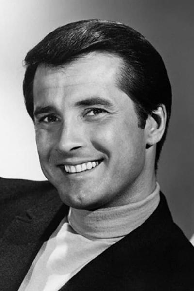 Lyle Waggoner - About - Entertainment.ie