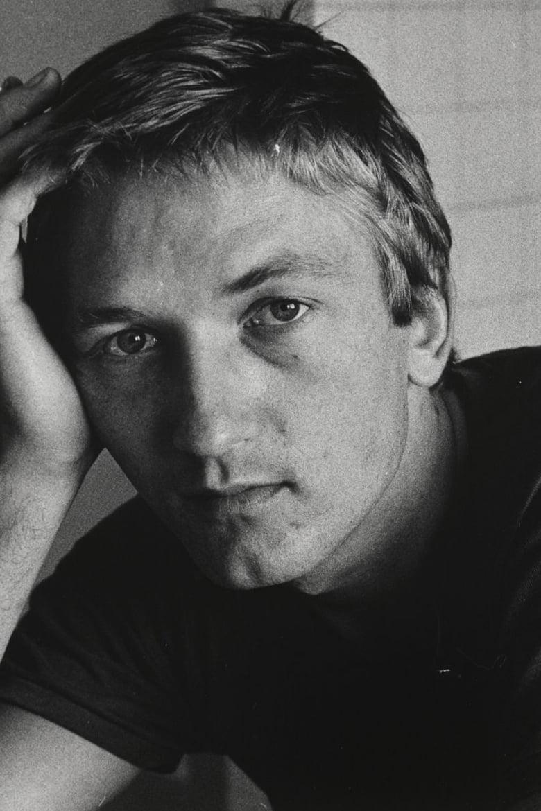 Esben Storm About Entertainment.ie