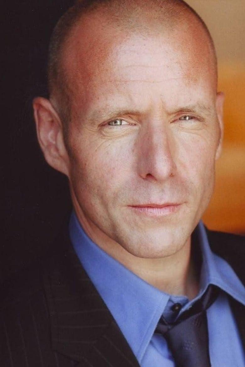 Hugh Dillon - About - Entertainment.ie