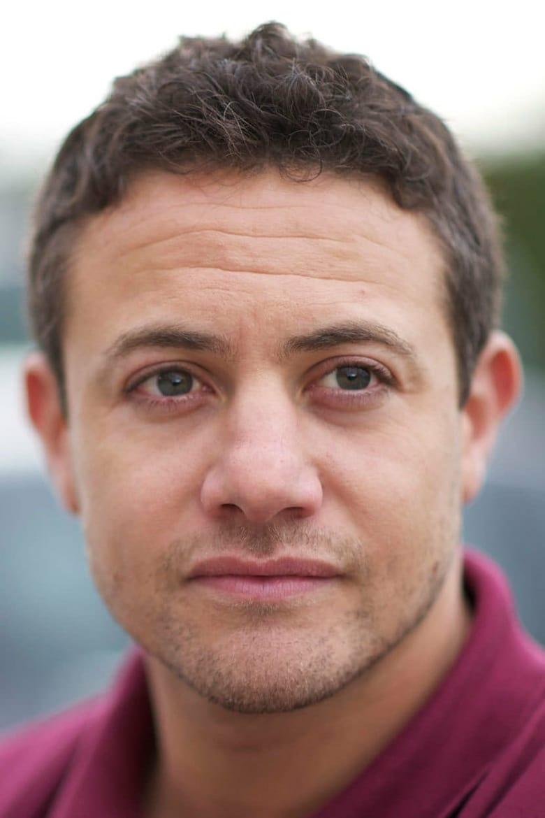 Warren Brown - About - Entertainment.ie