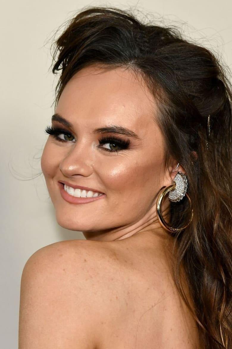 Madeline Carroll - About - Entertainment.ie