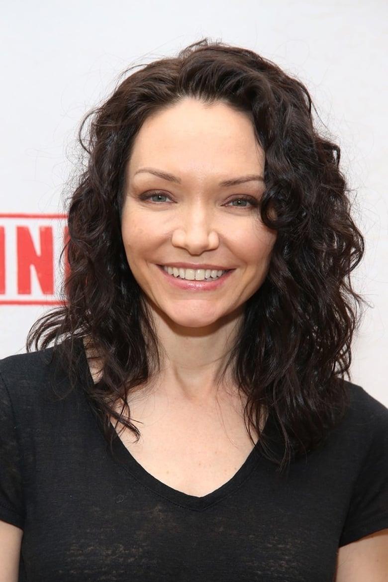 Katrina Lenk - About - Entertainment.ie
