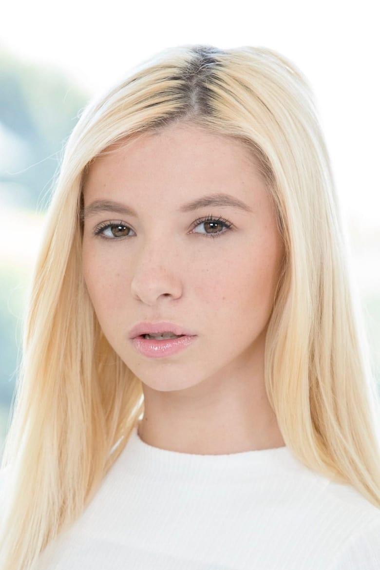Kenzie reevers