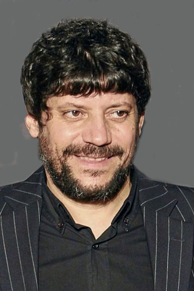 Santi Amodeo About Entertainment.ie