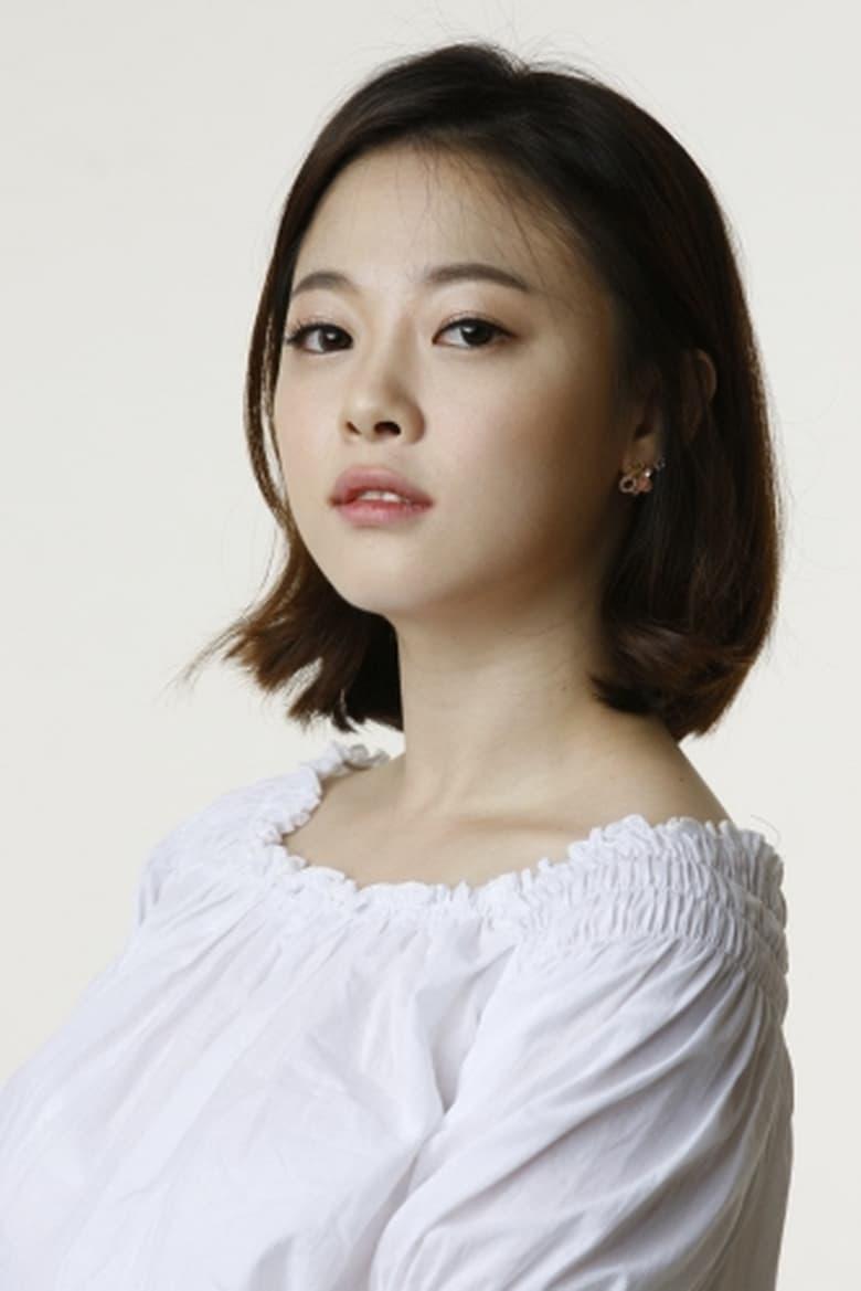 Min Ji-hyun - About - Entertainment.ie