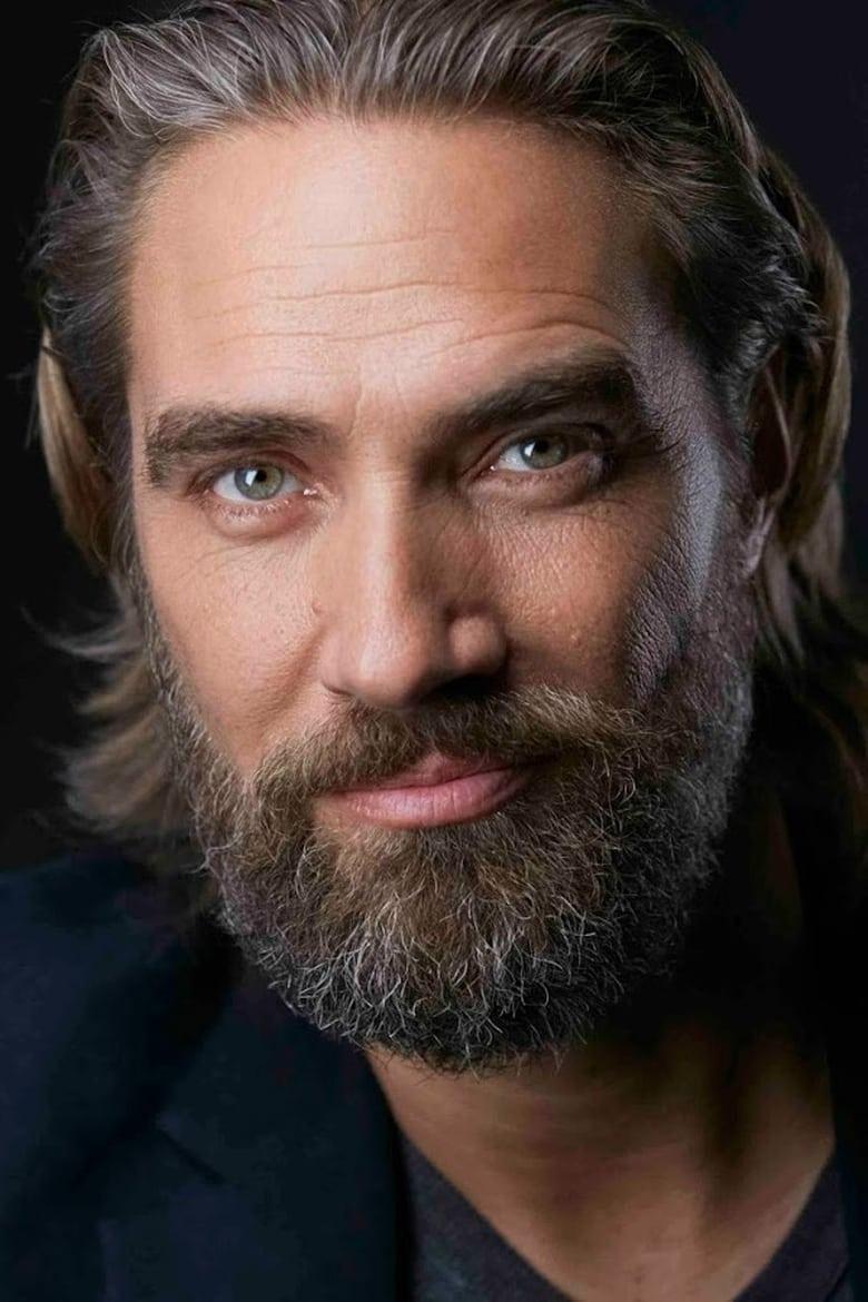 Lukas Hassel - About - Entertainment.ie