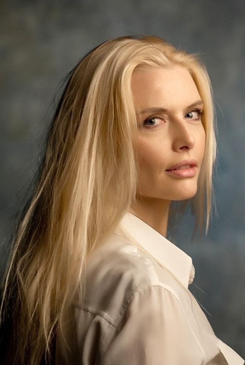 Anna Churina About Entertainment Ie