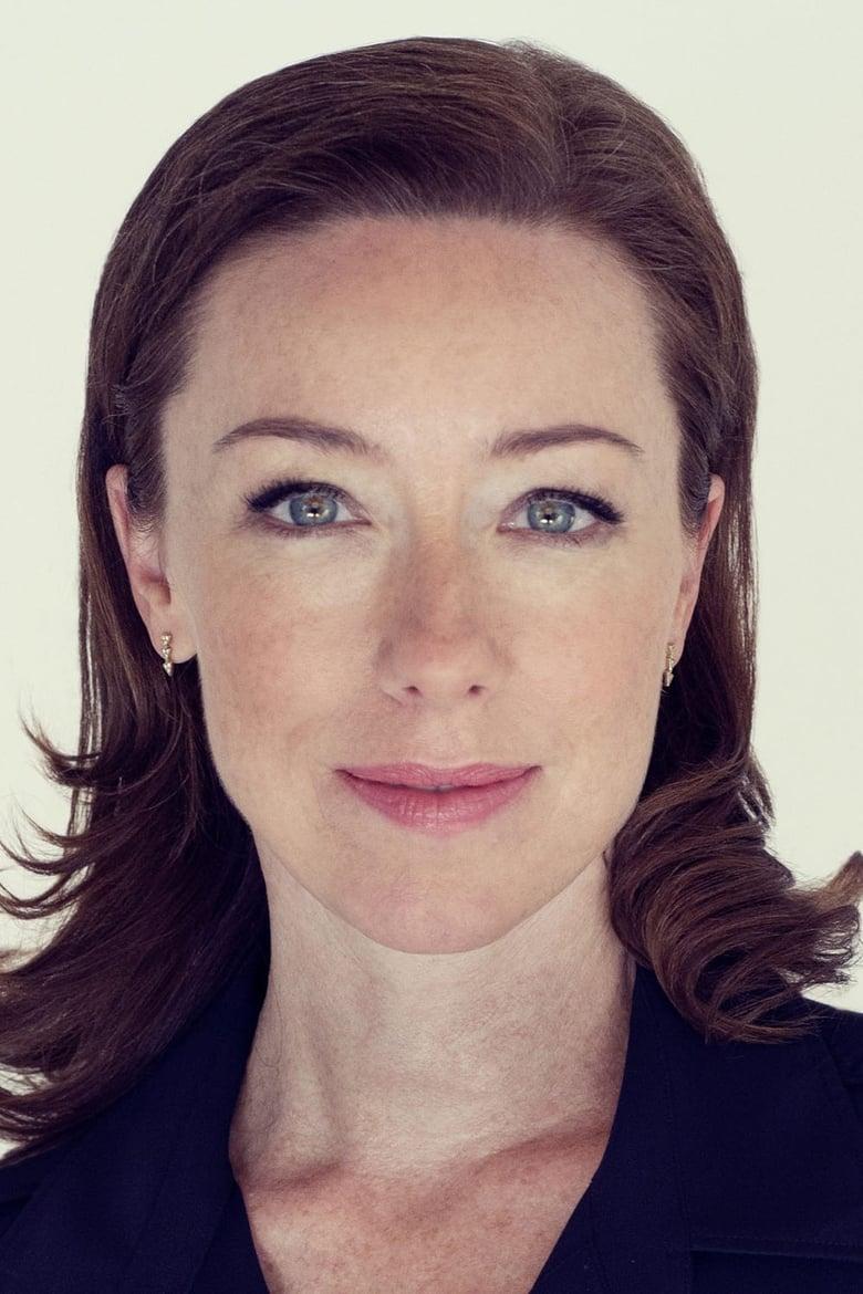 Molly Parker About Entertainment.ie