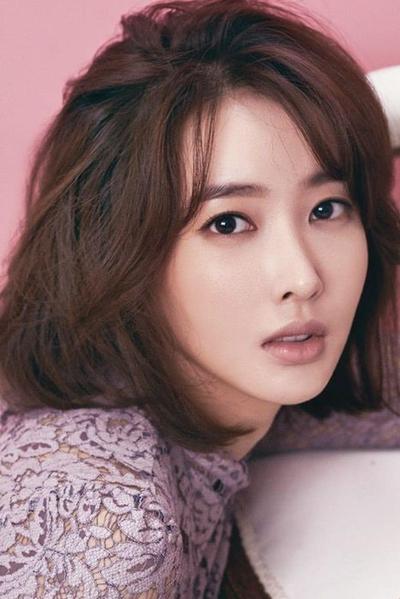 Wang Ji-hye - About - Entertainment.ie