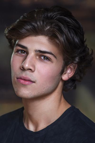 Tomaso Sanelli - About - Entertainment.ie
