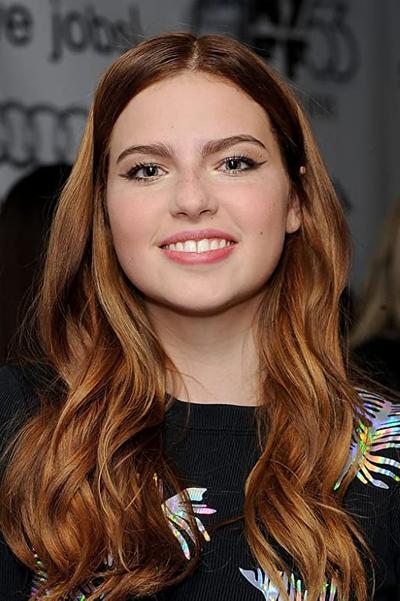 Perla Haney-Jardine - About - Entertainment.ie