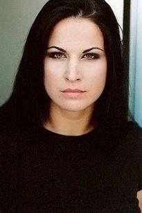Eva Derrek