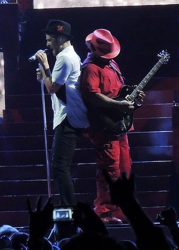 Jay Z and J.T. : Legends of the Summer