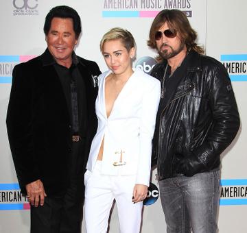 2013 American Music Awards with Miley Cyrus, Katy Perry, One Directions &amp; friends