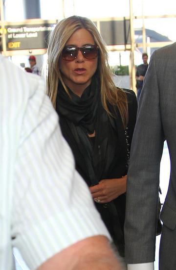 Jennifer Aniston catches a flight