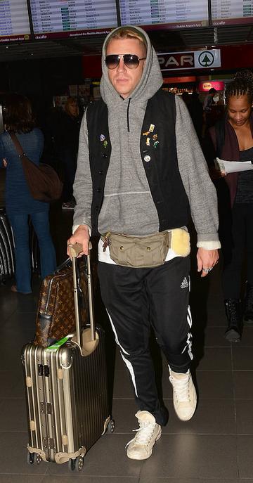 Macklemore arrives in Dublin Airport