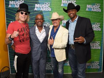 2015 CMT Music awards