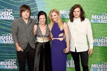 2015 CMT Music awards