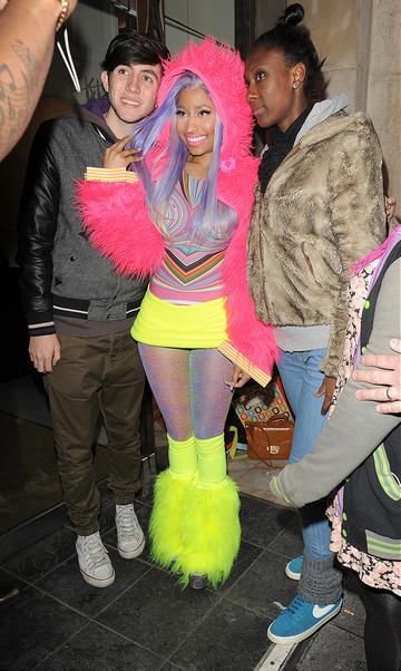 Nicki Minaj with a GIANT lollipop