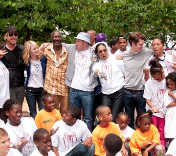Cast of The Amazing Spider-Man at the 'Be Amazing' Stand Up Volunteer Initiative