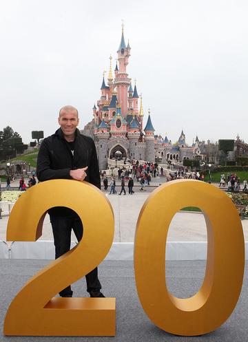 Happy Birthday Disneyland Paris