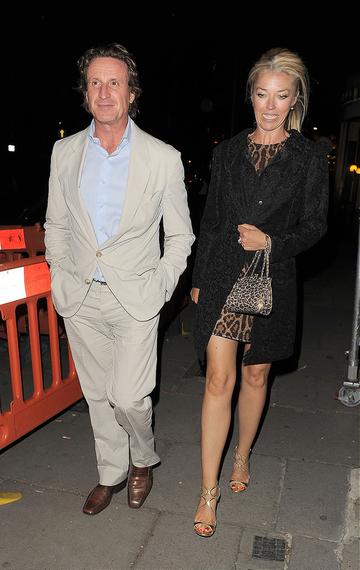 A camera-shy Elle Macpherson