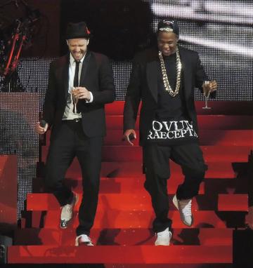 Jay Z and J.T. : Legends of the Summer