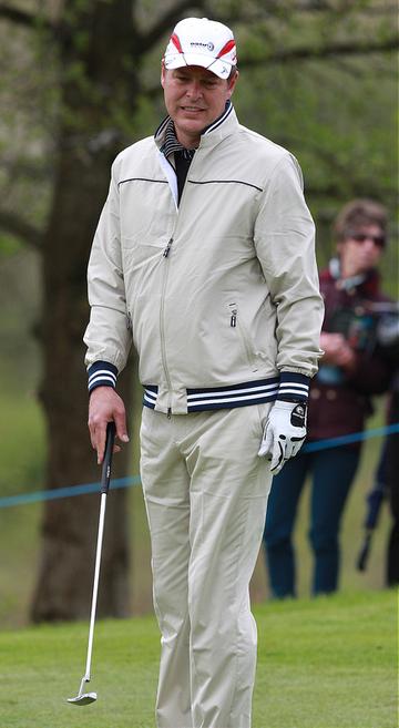 Celebs get their golf on