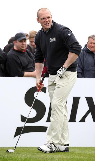 Celebs get their golf on