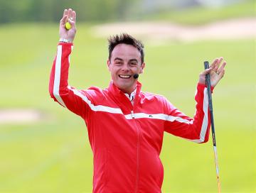 Celebs get their golf on