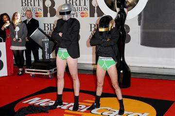 BRIT Awards 2014: Red Carpet